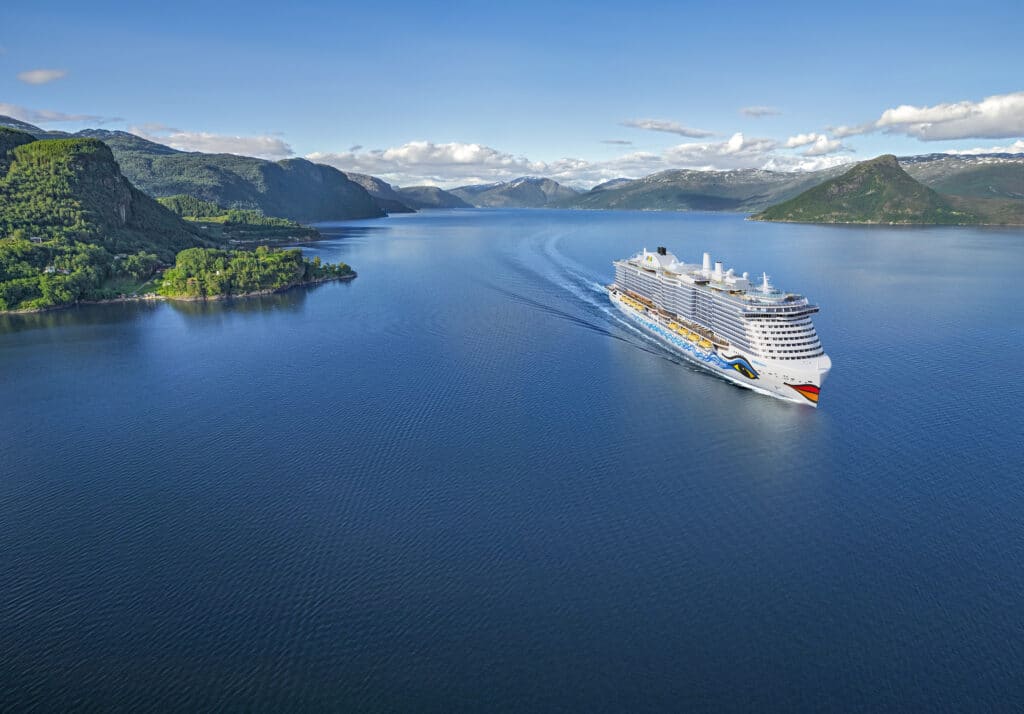 Cruiseschip-AIDAcosma-AIDA-Schip