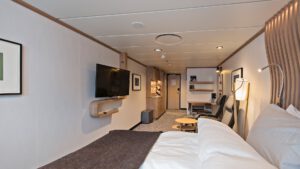 Cruiseschip-Hurtigruten-MS Fridtjof Nansen-schip-Arctic Superior-Categorie TT