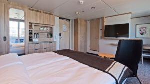 Cruiseschip-Hurtigruten-MS Fridtjof Nansen-schip-Arctic Superior-Categorie XY