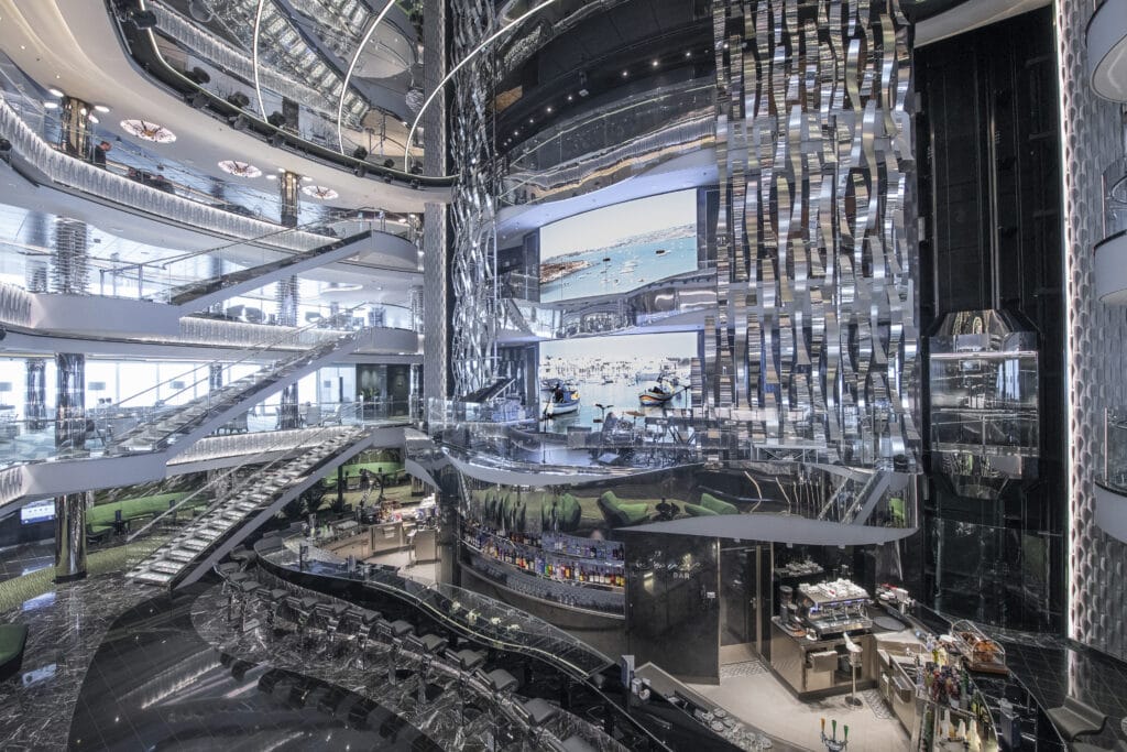 Cruiseschip-MSC Seaview-MSC Cruises-Atrium