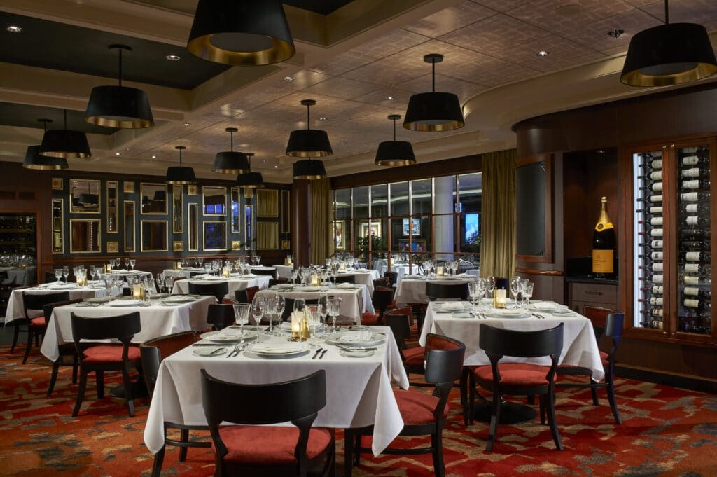 Cruiseschip-Norwegian Escape-Norwegian Cruise Line-Restaurant Le Bistro