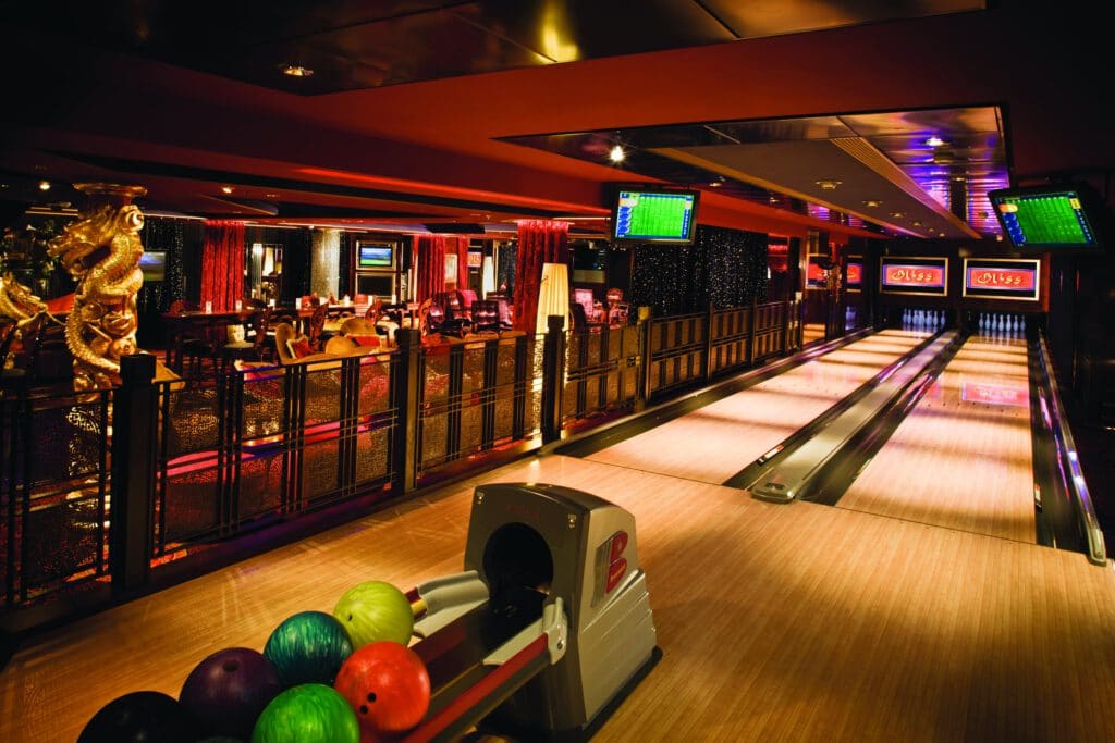 Cruiseschip-Norwegian Pearl-Norwegian Cruise Line-Bowling