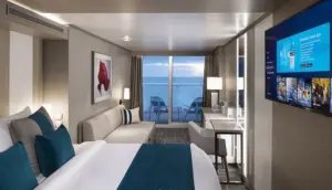 Celebrity Ascent Edge Sunset Veranda stateroom met achterbalkon en uitzicht op de oceaan